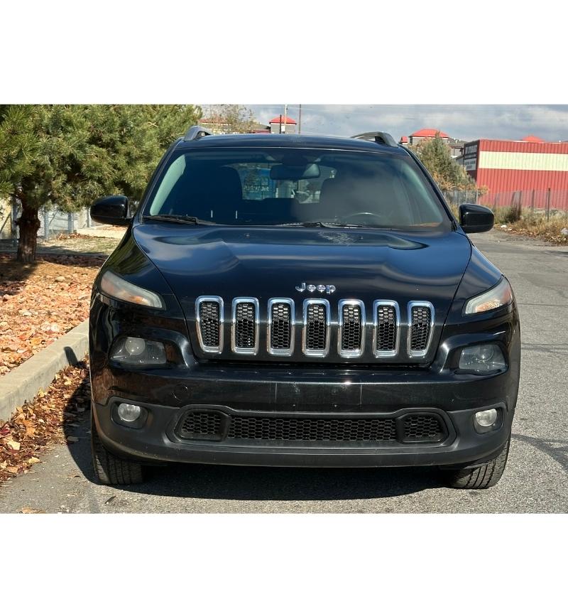 IMG_01_4-1_CHEROKEE LATITUDE